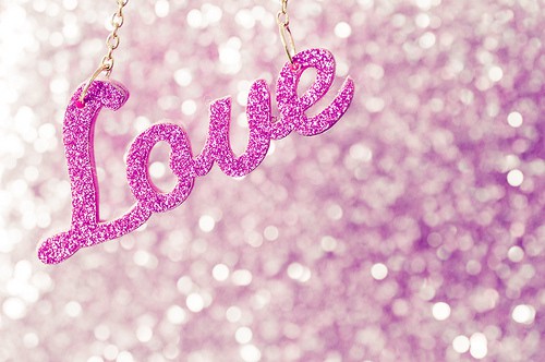 bokeh-glitter-love-necklace-pink-Favim.com-78529